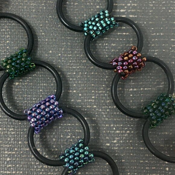 Handmade Long Black 'O' Shape Rubber Seed Bead Drop Dangle Earrings - Picture 13 of 16